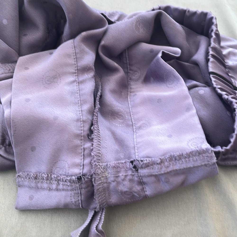 Victoria’s Secret Silk Pajama Set - Picture 10 of 11